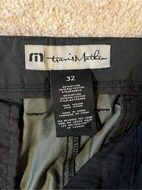 Travis Mathew Men Slim Jeans Black with Olive Lining